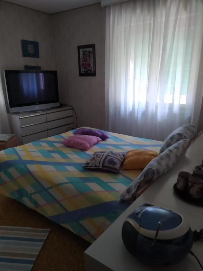 Casabella Silvana Sarre Luaran gambar